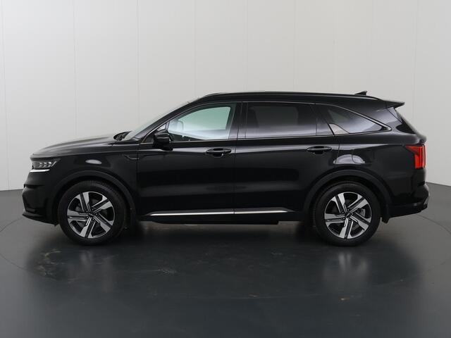 KIA SORENTO 1.6 T-GDI Plug-in Hybrid 4WD ExecutiveLine 7p. | Panoramaschuifdak | 360 Camera | Stoelventilatie | Head-up display | Keyless | Dodehoekcamera | Bose Premium Sound |
