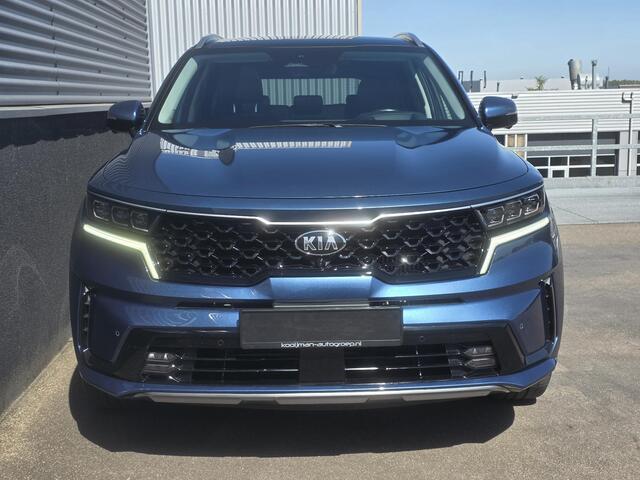 KIA SORENTO 1.6 T-GDI Hybrid 2WD ExecutiveLine 7p. Schuif/kanteldak, seat memory, stoel- & stuurverwarming, stoelventilatie, 360° camera, achterbank verwarmd, HUD, dodehoek detectie