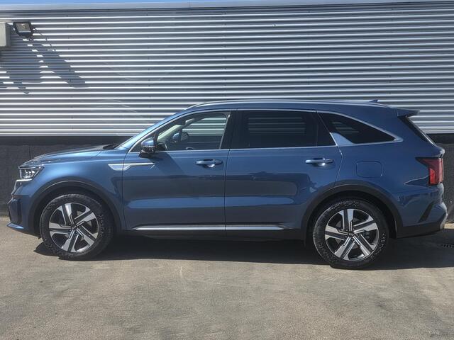 KIA SORENTO 1.6 T-GDI Hybrid 2WD ExecutiveLine 7p. Schuif/kanteldak, seat memory, stoel- & stuurverwarming, stoelventilatie, 360° camera, achterbank verwarmd, HUD, dodehoek detectie
