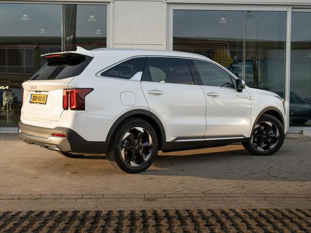 KIA SORENTO 1.6 T-GDi Plug-in Hybrid 4WD ExecutiveLine 7p. l 360 camera l Nappa leder l Head up display l Stoelverwarming en Ventilatie l Bose Premium soundsystem l 7 zitter