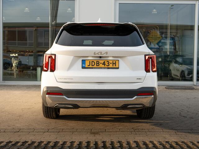 KIA SORENTO 1.6 T-GDi Plug-in Hybrid 4WD ExecutiveLine 7p. l 360 camera l Nappa leder l Head up display l Stoelverwarming en Ventilatie l Bose Premium soundsystem l 7 zitter