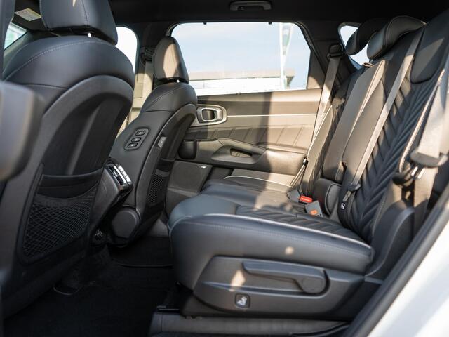 KIA SORENTO 1.6 T-GDi Plug-in Hybrid 4WD ExecutiveLine 7p. l 360 camera l Nappa leder l Head up display l Stoelverwarming en Ventilatie l Bose Premium soundsystem l 7 zitter