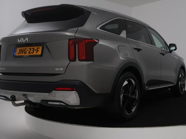 KIA SORENTO 1.6 T-GDi Plug-in Hybrid 4WD ExecutiveLine 7p. | 7-Persoons | Trekhaak | Massage | Panoramadak | Leder | Nederlandse Auto | NAP |