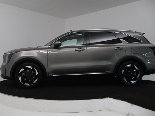 KIA SORENTO 1.6 T-GDi Plug-in Hybrid 4WD ExecutiveLine 7p. | 7-Persoons | Trekhaak | Massage | Panoramadak | Leder | Nederlandse Auto | NAP |