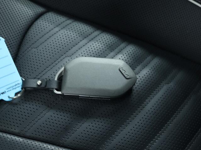 KIA SORENTO 1.6 T-GDi Plug-in Hybrid 4WD ExecutiveLine 7p. | 7-Persoons | Trekhaak | Massage | Panoramadak | Leder | Nederlandse Auto | NAP |