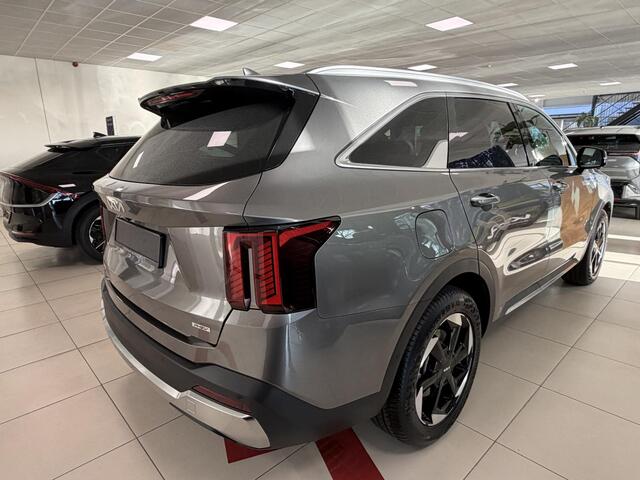 KIA SORENTO 1.6 T-GDi Plug-in Hybrid 4WD ExecutiveLine 7p. Nieuw Uit voorraad leverbaar! Direct rijden! ACTIE! excl. bij Kooijman Tiel 0344-611400