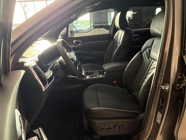 KIA SORENTO 1.6 T-GDi Plug-in Hybrid 4WD ExecutiveLine 7p. Nieuw Uit voorraad leverbaar! Direct rijden! ACTIE! excl. bij Kooijman Tiel 0344-611400