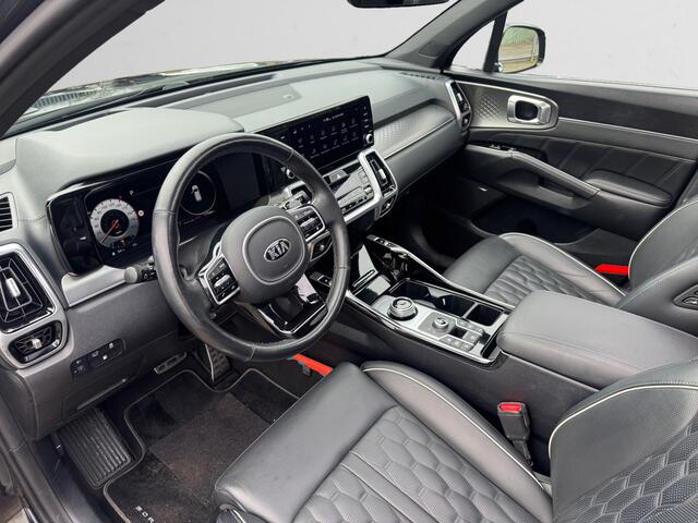 KIA SORENTO 1.6 T-GDI Plug-in Hybrid 4WD ExecutiveLine 7 Pers- Panoramadak, Design Leder, Full Memory, Stoelventilatie, Stuur/Stoelverwarming