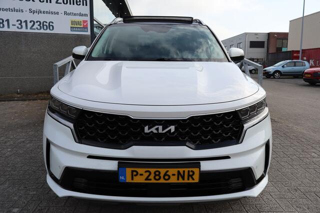 KIA SORENTO 1.6 T-GDI Plug-in Hybrid 4WD DynamicPlusLine 7 persoons! Panoramadak/Trekhaak/Apple carplay/Stoelverwarming voor en achter/Stuurverwarming/Bose audio/Adaptieve cruise control/Achteruitrijcamera/Lane assist/Elektrisch verstelbare voorstoelen/Full option! 2