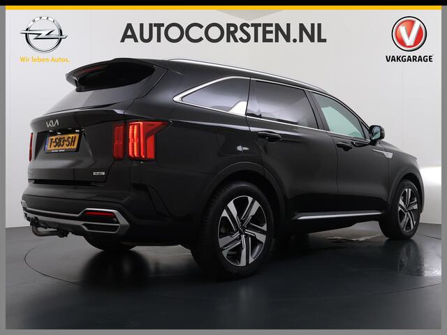 KIA SORENTO 1.6T-GDI 265PK 4WD Plugin Hybrid DynamicPlusLine 7-Persoons Panoramadak Leder Trekhaak Adap.Cruise Bose® Stoel+Stuur+Achterbankverwarming Navi Camera Ecc Apple Carplay Android Auto DAB Lmv Privacy Glas Led Elek.Stoelen Elek.Achterklep Fabrieksgarantie tot