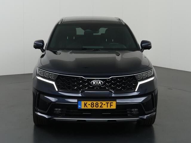 KIA SORENTO 1.6 T-GDI Plug-in Hybrid 4WD ExecutiveLine 7p. | Panoramaschuifdak | 360 Camera | Stoelventilatie | Head-up display | Keyless | Dodehoekcamera | Bose Premium Sound |