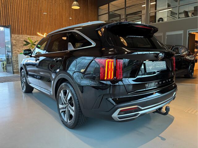 KIA SORENTO 1.6 T-GDI Hybrid 2WD ExecutiveLine 7p. pano, HUD, trekh. VOL!