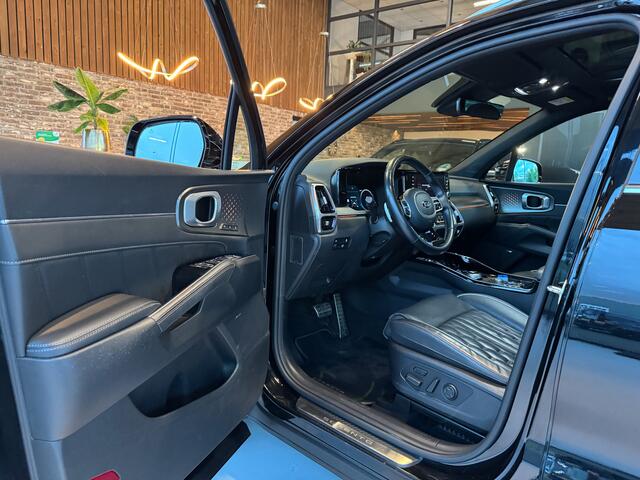 KIA SORENTO 1.6 T-GDI Hybrid 2WD ExecutiveLine 7p. pano, HUD, trekh. VOL!