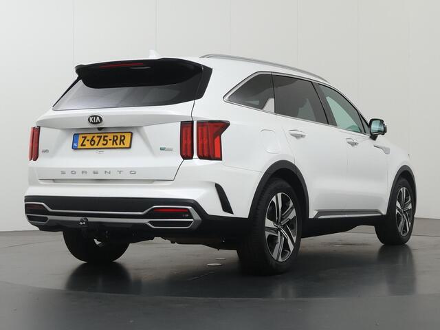 KIA SORENTO 1.6 T-GDI Plug-in Hybrid 4WD ExecutiveLine | Trekhaak | Panoramaschuifdak | 360 Camera | Stoelventilatie | Head-up display | Keyless | Dodehoekcamera | Bose Premium Sound |
