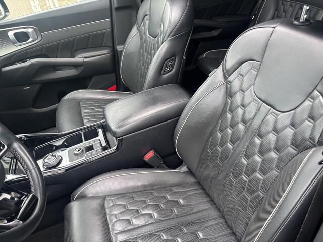 KIA SORENTO 1.6 T-GDI Plug-in Hybrid 4WD ExecutiveLine 5P. Kia Sorento 1.6 T-GDI Plug-in Hybrid 4WD ExecutiveLine 7p.