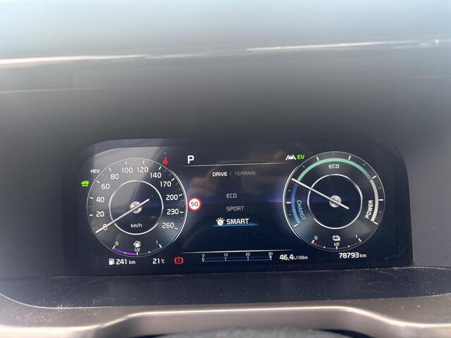 KIA SORENTO 1.6 T-GDI Plug-in Hybrid 4WD ExecutiveLine 5P. Kia Sorento 1.6 T-GDI Plug-in Hybrid 4WD ExecutiveLine 7p.