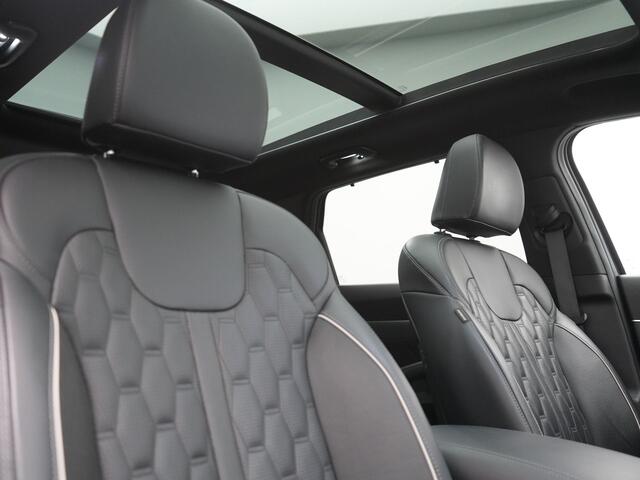 KIA SORENTO 1.6 T-GDI 4WD ExecutiveLine PHEV 265pk Dealer O.H. | Trekhaak Afn. | Panodak | Adaptive Cruise | Head Up | 360 Camera | Bose Audio | Luxe Lederen Comfortstoelen Memory & Ventilatie | Stoelen & Stuur Verwarmd | Blis | Keyless | Plug In Hybrid