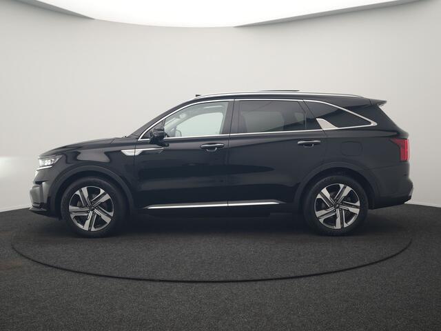 KIA SORENTO 1.6 T-GDI 4WD DynamicPlusLine 265pk Dealer O.H. | Trekhaak Afn. | Panodak | Adaptive Cruise | 360 Camera | Bose Audio | Lederen Sportstoelen & Stuur Verwarmd | Keyless | Blis | Sfeerverlichting | Apple Carplay | Navigatie | DAB | Plug In Hybrid |