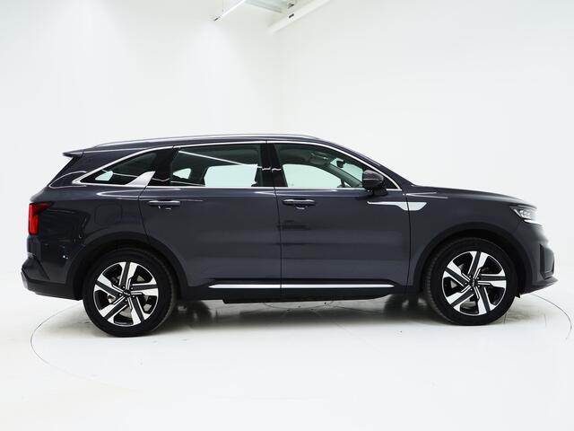 KIA SORENTO 1.6 T-GDI Plug-in Hybrid 4WD 7p. | Trekhaak | Camera | Adaptive Cruise | Keyless | Virtual | DAB | Carplay