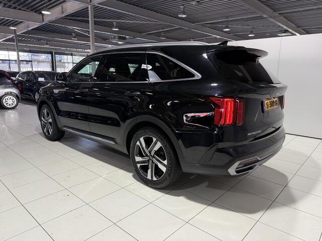 KIA SORENTO 1.6 T-GDI Hybrid 2WD ExecutiveLine 5p. Wegklapbare trekhaak, Stoel en Stuur verwarming, Stoel verkoeling, Apple Carplay/Android Auto.