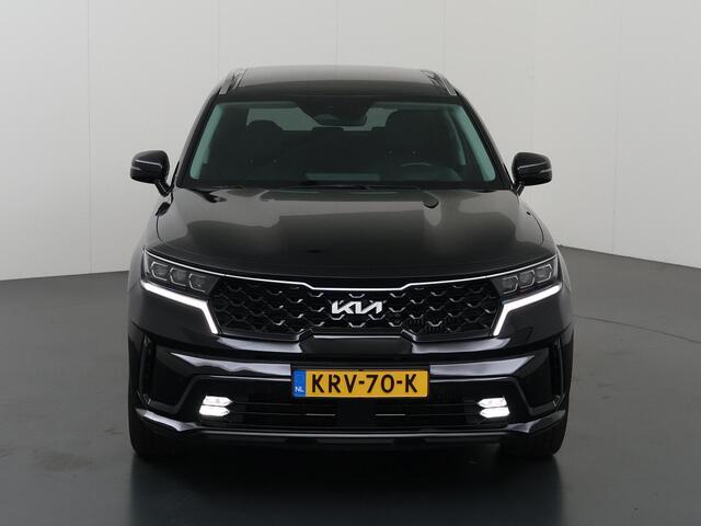 KIA SORENTO 1.6 T-GDI Plug-in Hybrid 4WD ExecutiveLine 7p. | Panoramadak | Lederen Interieur | Ele. verstelbare stoelen + Geheugen | Navigatie | Camera | DAB | Apple CarPlay/Android Auto | Stoelverwarming/Koeling | Adaptieve Cruise Control | Ele. kofferdeksel |