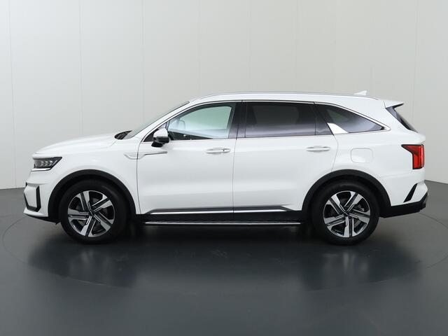 KIA SORENTO 1.6 T-GDI Plug-in Hybrid 4WD DynamicPlusLine 7p. | Navigatie | Lederen Interieur | Stoelverwarming voor + achter | 360 Camera | DAB | Apple CarPlay/Android Auto | Stuurverwarming | Adaptieve Cruise Control | Ele.kofferdeksel | BLIS | Bose Audio | Trekhaak |