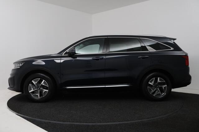 KIA SORENTO 1.6 T-GDI Hybrid 2WD DynamicLine 7p (TREKHAAK, CAMERA, STOEL/STUUR VERWARMING, ELEKTR STOELEN)