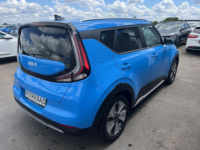 KIA SOUL e-Soul ExecutiveLine 64 kWh Nieuw uit voorraad leverbaar!