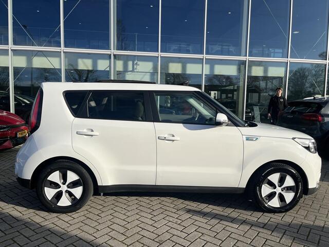KIA SOUL EV Edition 30 kWh | stoelverwarming | Keyless | Stuurverwarming | Panoramisch Schuifdak |