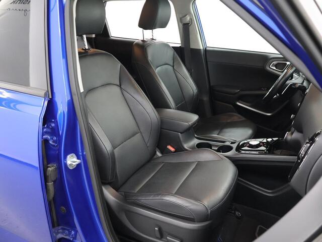 KIA SOUL e-Soul ExecutiveLine 64 kWh | Lederen Bekleding | Stoelventilatie | Stoel/Stuurwielverwarming | Harmankardon Audio
