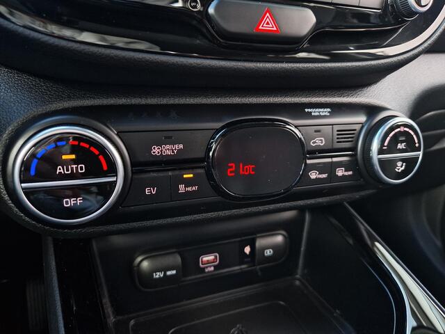 KIA SOUL e-Soul ExecutiveLine 64 kWh | Stoelventilatie | Climate | Camera | PDC | Dodehoek | HUD |