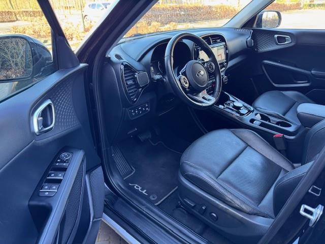 KIA SOUL E-SOUL EXECUTIVELINE 64KWH/ACARPLAY/LEER/LED/HUP/NAVI