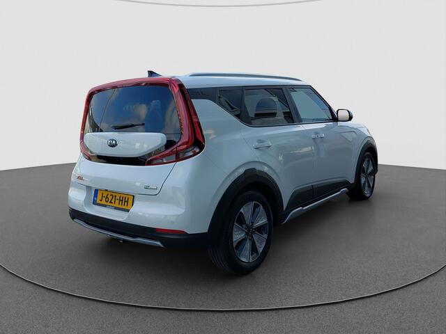 KIA SOUL e-Soul ExecutiveLine 64 kWh | Leder | Automaat | Navigatie |