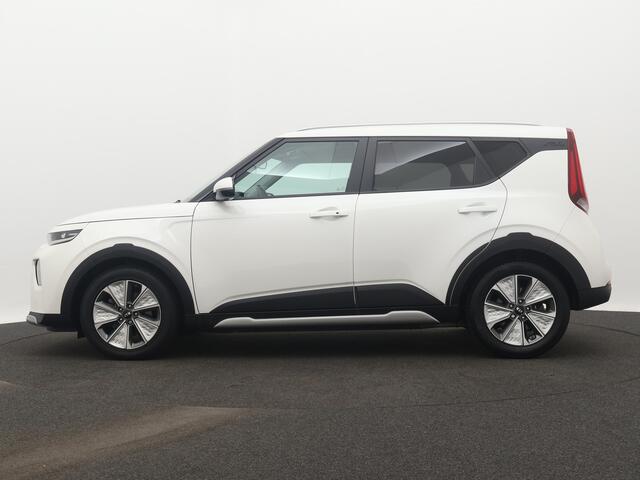 KIA SOUL e-Soul ExecutiveLine 64 kWh | Leder | Stoelkoeling + Verwarming | Camera | Nederlandse Auto | NAP |