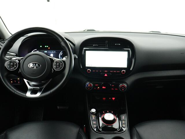 KIA SOUL e-Soul ExecutiveLine 64 kWh | Leder | Stoelkoeling + Verwarming | Camera | Nederlandse Auto | NAP |