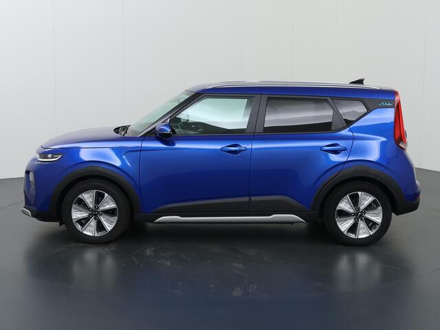 KIA SOUL e-Soul ExecutiveLine 64 kWh | Lederen Bekleding | Harman/kardon audio | Stoelventilatie | Elektrisch verstelb. bestuurdersstoel met geheugen | Stoel/Stuurwielverwarming