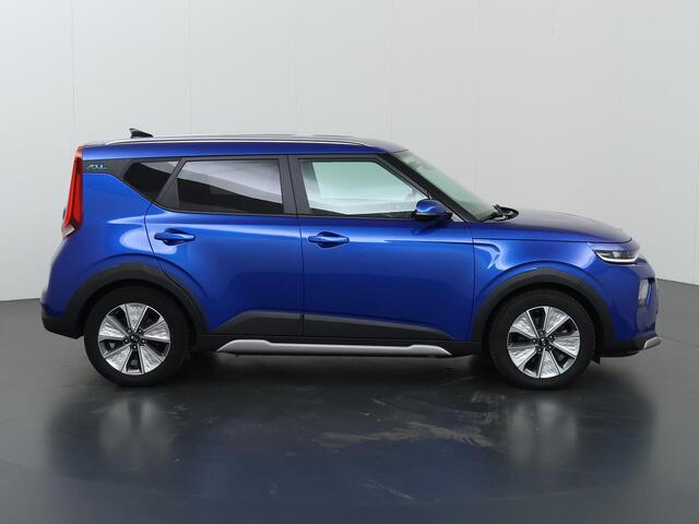 KIA SOUL e-Soul ExecutiveLine 64 kWh | Lederen Bekleding | Harman/kardon audio | Stoelventilatie | Elektrisch verstelb. bestuurdersstoel met geheugen | Stoel/Stuurwielverwarming