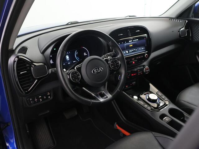 KIA SOUL e-Soul ExecutiveLine 64 kWh | Lederen Bekleding | Harman/kardon audio | Stoelventilatie | Elektrisch verstelb. bestuurdersstoel met geheugen | Stoel/Stuurwielverwarming