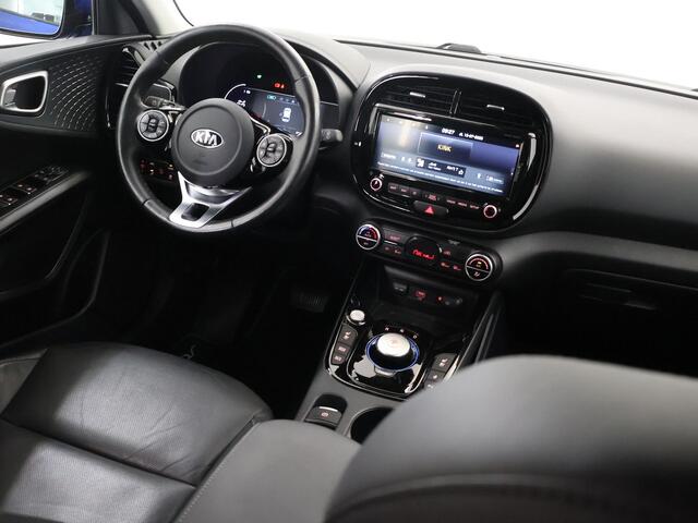 KIA SOUL e-Soul ExecutiveLine 64 kWh | Lederen Bekleding | Harman/kardon audio | Stoelventilatie | Elektrisch verstelb. bestuurdersstoel met geheugen | Stoel/Stuurwielverwarming