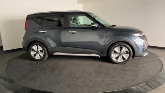 KIA SOUL e-Soul ExecutiveLine 64 kWh | Shuif/kanteldak | Lederen bekleding | Stoelverwarming en ventilatie!