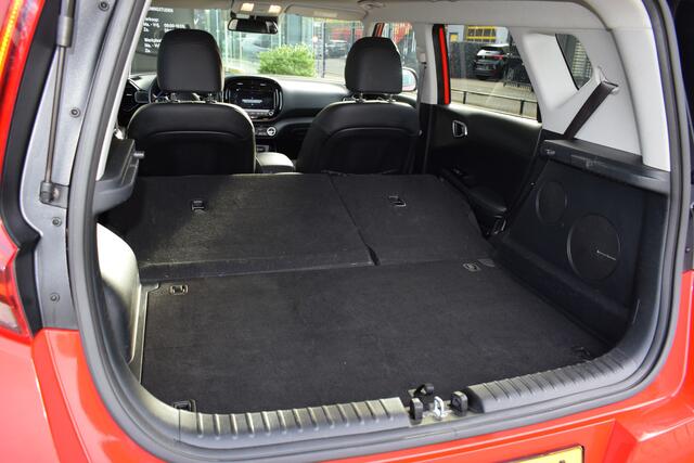 KIA SOUL e-Soul ExecutiveLine 64 kWh | Navigatie | Bluetooth | Camera | Harman Kardon | PDC | Head-Up Leder+koeling+verwarming | LED tot 10 jaar garantie!