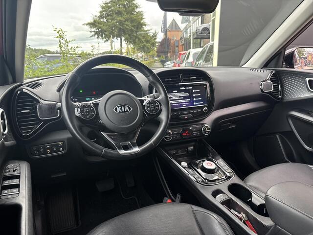 KIA SOUL e-Soul ExecutiveLine 64 kWh 3-fase, Eerste eigenaar, Dealer onderhouden, Lederen bekleding, Afneembare trekhaak, enz