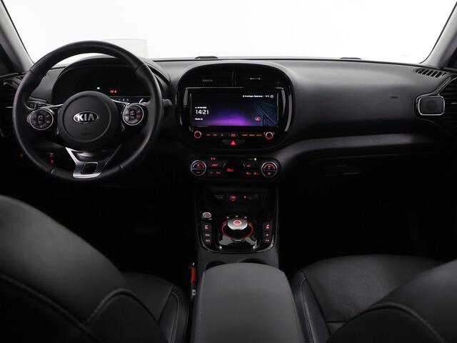 KIA SOUL e-Soul ExecutiveLine 64 kWh | SOH 97% | Harman/Kardon Audio | Head Up display | Adaptieve Cruise Control | Stoelverwarming | Navigatie | Achteruitrijcamera | Apple Carplay