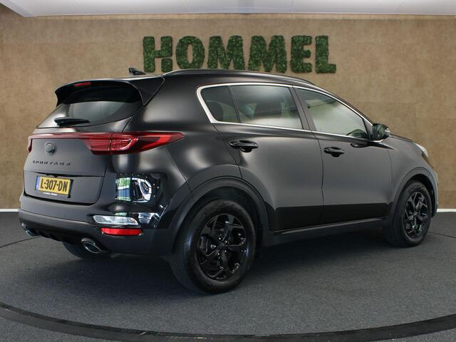KIA SPORTAGE 1.6 T-GDI Black Edition - ORIGINEEL NEDERLANDSE AUTO - ELEKTRISCHE PANORAMADAK - ELEKTRISCHE ACHTERKLEP - NAVIGATIE FULL-MAP - VOORSTOELEN/ACHTERBANK VERWAMD - KEYLESS ENTRY/START - LEDEREN BEKLEDING - CRUISE CONTROL - PARKEERSENSOREN VOOR EN ACHTER