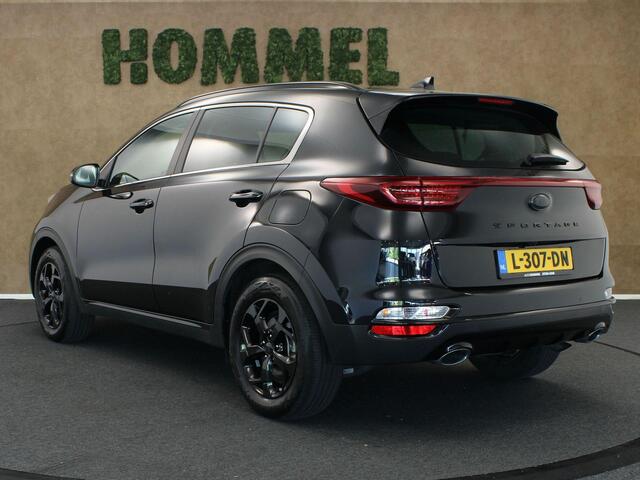 KIA SPORTAGE 1.6 T-GDI Black Edition - ORIGINEEL NEDERLANDSE AUTO - ELEKTRISCHE PANORAMADAK - ELEKTRISCHE ACHTERKLEP - NAVIGATIE FULL-MAP - VOORSTOELEN/ACHTERBANK VERWAMD - KEYLESS ENTRY/START - LEDEREN BEKLEDING - CRUISE CONTROL - PARKEERSENSOREN VOOR EN ACHTER