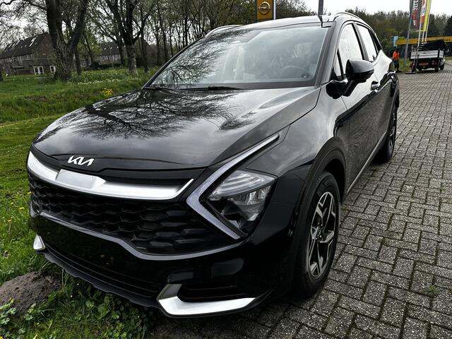 KIA SPORTAGE 1.6 T-GDi MHEV Edition 7 + Emotion pack Stoel-Stuurverw. unieke km. stand! Beschikbaar in de kleuren Wit & Antraciet.