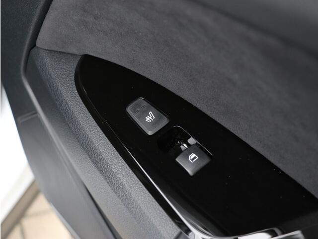 KIA SPORTAGE 1.6 T-GDi Plug-in Hybrid GT-PlusLine I Panoramadak I HarmanKardo