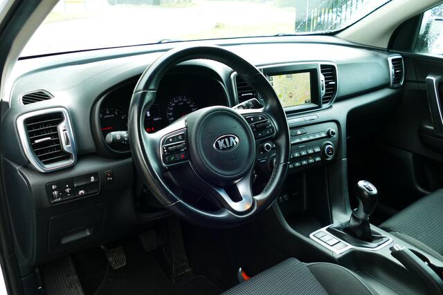 KIA SPORTAGE 1.6 GDI First Edition. Camera, Navi, Clima, 19"LMV, Haak 1400kg