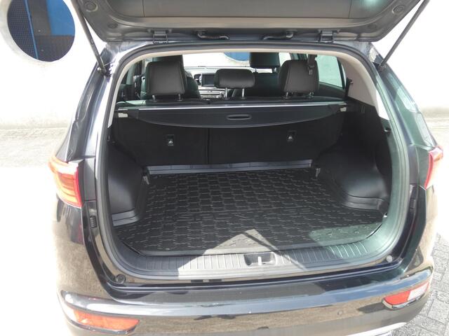 KIA SPORTAGE 1.6 GDI DynamicLine | TREKHAAK | NAVIGATIE | ACHTERUITRIJCAMERA |