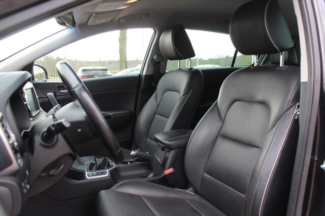 KIA SPORTAGE 1.6 T-GDI GT-Line First Edition / Trekhaak / Leder / Camera / 19'' / Getint glas / Navigatie / DAB / Cruise Control